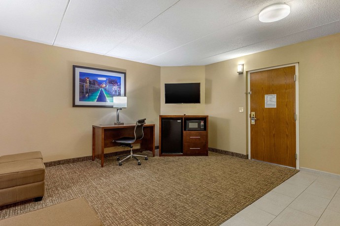 Imagen de la habitación del Hotel Comfort Inn and Suites Hamilton Place. Foto 17