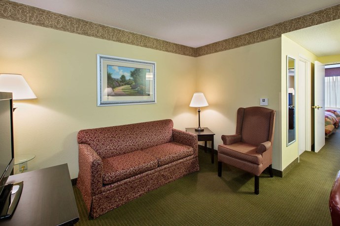 Imagen de la habitación del Hotel Comfort Inn and Suites Hampton Near Coliseum. Foto 7