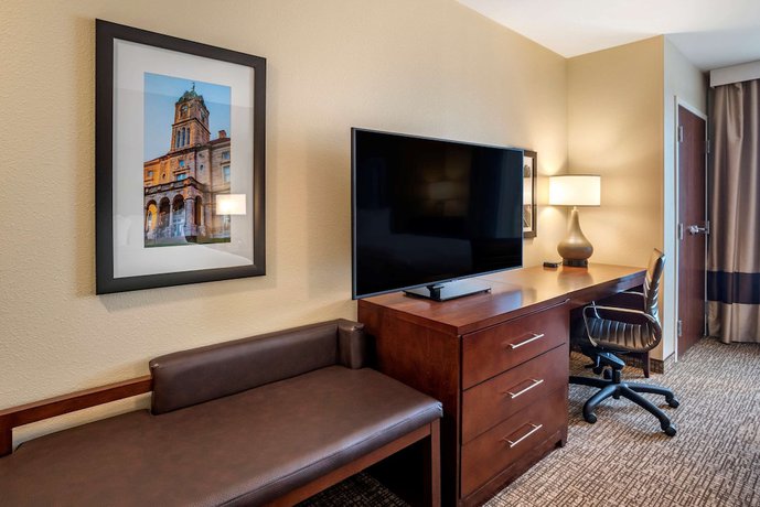 Imagen de la habitación del Hotel Comfort Inn and Suites Harrisonburg. Foto 8