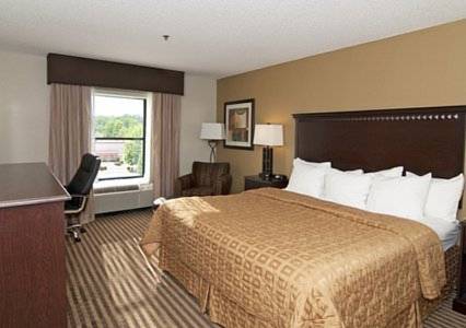 Imagen de la habitación del Hotel Comfort Inn and Suites Hot Springs Midtown. Foto 9