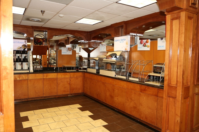 Imagen del bar/restaurante del Hotel Comfort Inn and Suites Houston I-10 West Energy Corridor. Foto 4