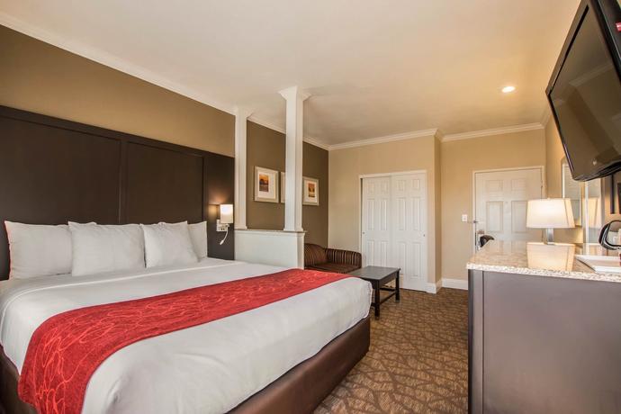 Imagen de la habitación del Hotel Comfort Inn and Suites Huntington Beach. Foto 3