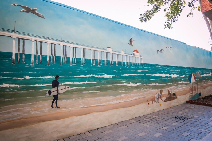 Imagen de los exteriores del Hotel Comfort Inn and Suites Huntington Beach. Foto 8