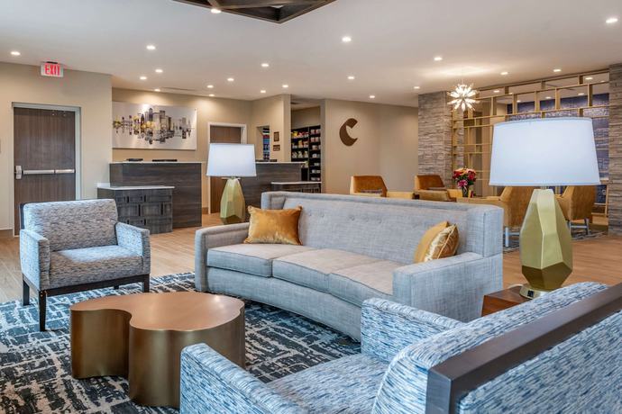 Imagen de los interiores del Hotel Comfort Inn and Suites Jacksonville - Orange Park Near Naval Air Station. Foto 15