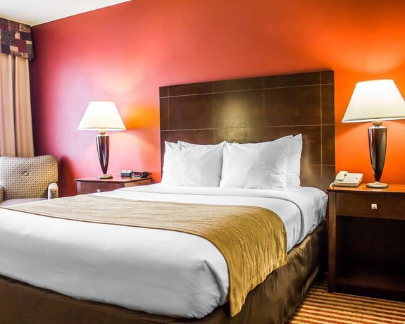 Imagen de la habitación del Hotel Comfort Inn and Suites, Killingly. Foto 3