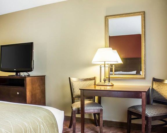 Imagen de la habitación del Hotel Comfort Inn and Suites, Killingly. Foto 14
