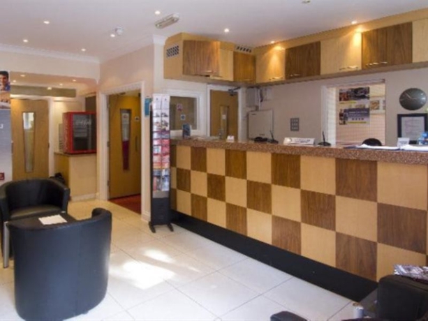 Imagen general del Hotel Comfort Inn and Suites Kings Cross St. Pancras. Foto 2