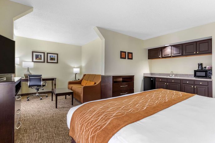 Imagen de la habitación del Hotel Comfort Inn and Suites Lake Norman. Foto 3