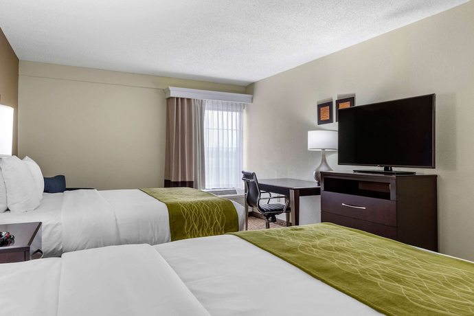 Imagen de la habitación del Hotel Comfort Inn and Suites Lake Norman. Foto 6