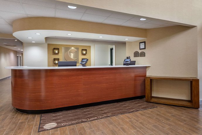 Imagen de los interiores del Hotel Comfort Inn and Suites Lake Norman. Foto 20