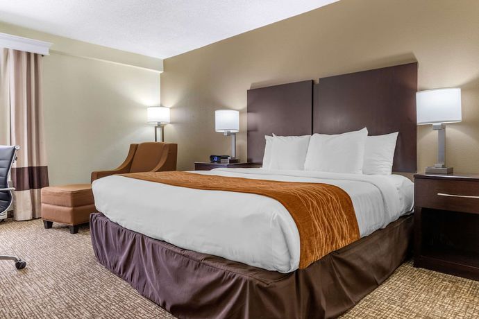 Imagen de la habitación del Hotel Comfort Inn and Suites Lake Norman. Foto 18