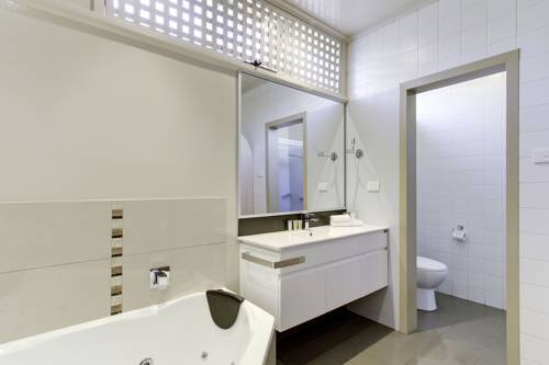 Imagen de la habitación del Hotel Comfort Inn and Suites Lakes Entrance. Foto 1