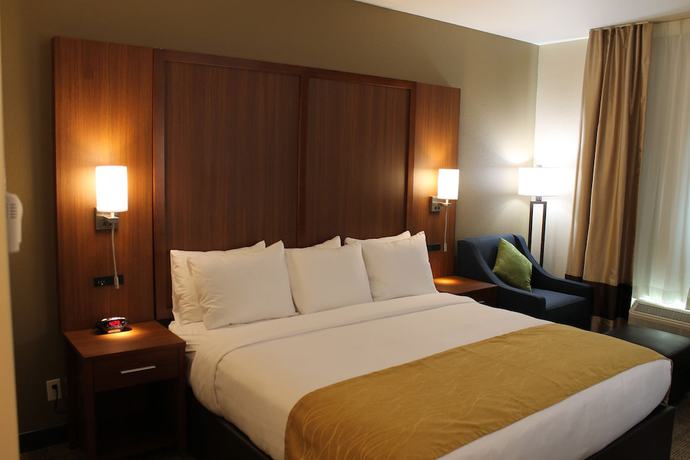 Imagen de la habitación del Hotel Comfort Inn and Suites Lakewood by JBLM. Foto 3