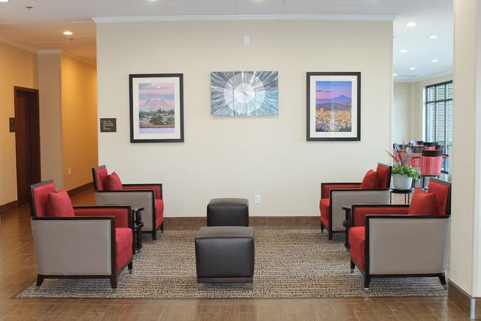 Imagen de los interiores del Hotel Comfort Inn and Suites Lakewood by JBLM. Foto 17
