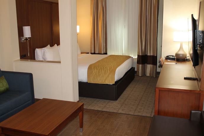 Imagen de la habitación del Hotel Comfort Inn and Suites Lakewood by JBLM. Foto 12