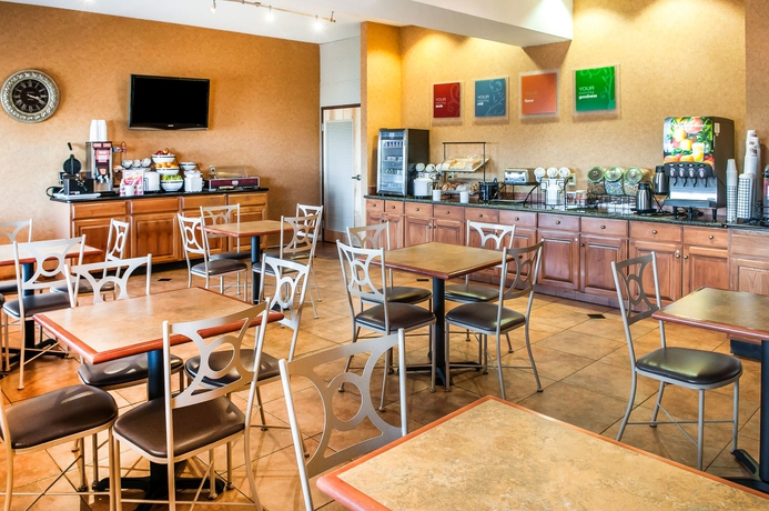 Imagen del bar/restaurante del Hotel Comfort Inn and Suites Las Cruces Mesilla. Foto 3