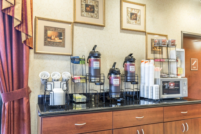 Imagen del bar/restaurante del Hotel Comfort Inn and Suites Las Vegas - Nellis. Foto 3