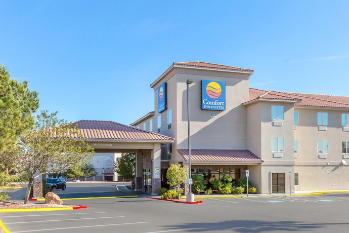 Imagen general del Hotel Comfort Inn and Suites Las Vegas - Nellis. Foto 2