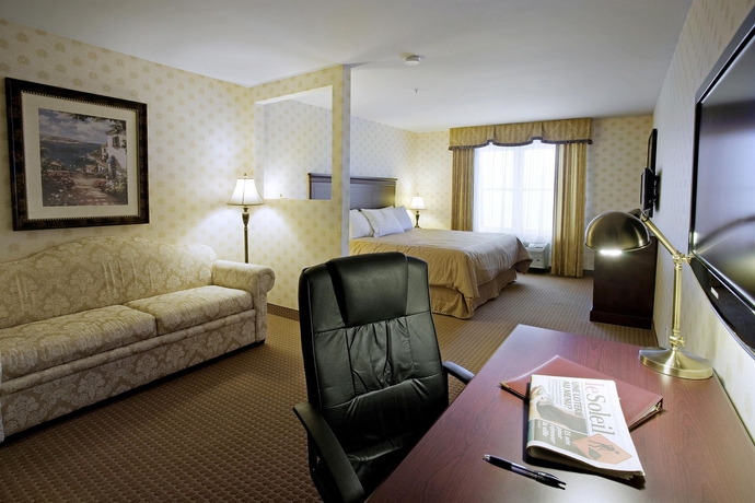 Imagen de los interiores del Hotel Comfort Inn and Suites Levis / Rive Sud Quebec City. Foto 10