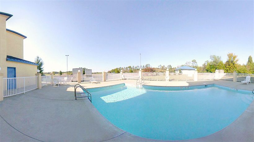 Imagen de los interiores del Hotel Comfort Inn and Suites Lincoln I-20. Foto 12