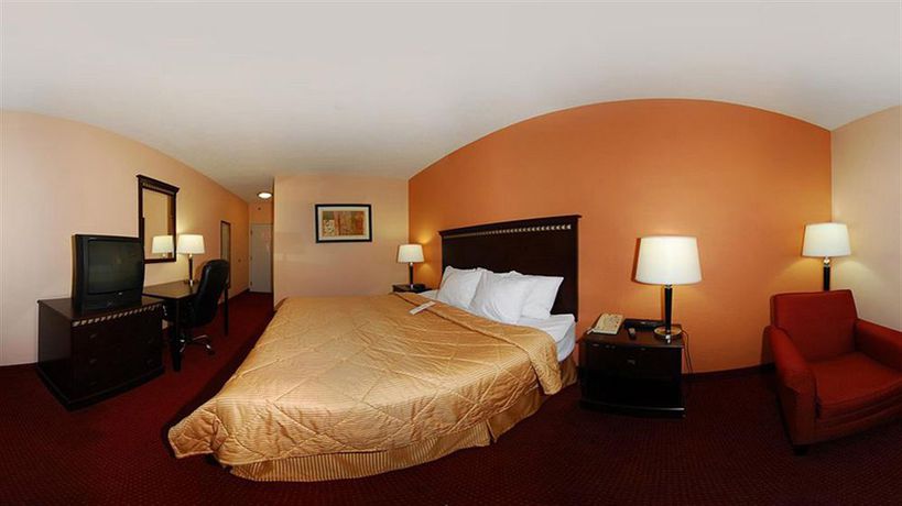 Imagen del bar/restaurante del Hotel Comfort Inn and Suites Lincoln I-20. Foto 3