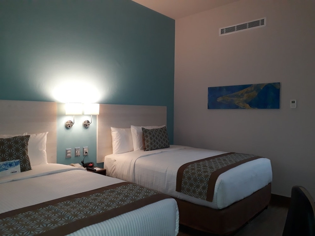 Imagen de la habitación del Hotel Comfort Inn and Suites Los Cabos. Foto 4