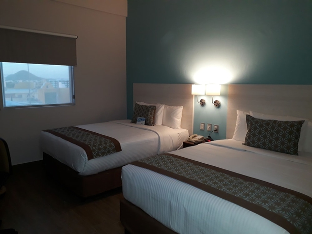Imagen de la habitación del Hotel Comfort Inn and Suites Los Cabos. Foto 5