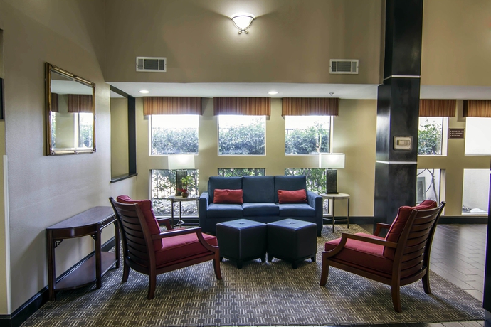 Imagen de los interiores del Hotel Comfort Inn and Suites Love Field - Dallas Market Center. Foto 10