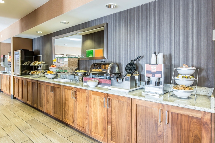 Imagen del bar/restaurante del Hotel Comfort Inn and Suites Market - Airport. Foto 2