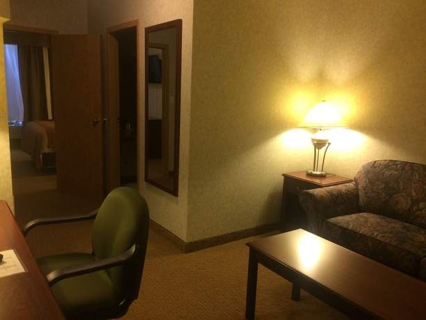 Imagen de la habitación del Hotel Comfort Inn and Suites Medicine Hat. Foto 8