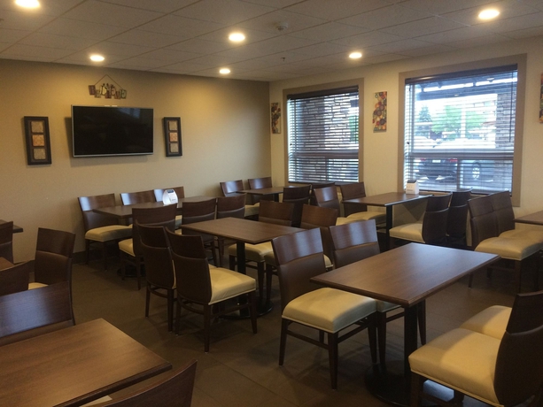 Imagen del bar/restaurante del Hotel Comfort Inn and Suites Medicine Hat. Foto 4