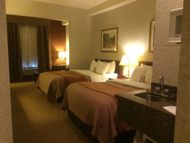 Imagen de la habitación del Hotel Comfort Inn and Suites Medicine Hat. Foto 13