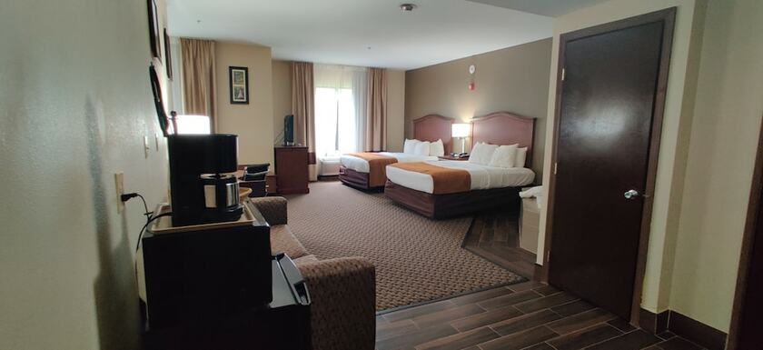 Imagen general del Hotel Comfort Inn and Suites Midway - Tallahassee West. Foto 9