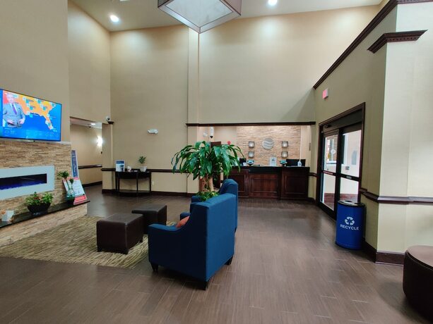 Imagen de los interiores del Hotel Comfort Inn and Suites Midway - Tallahassee West. Foto 28