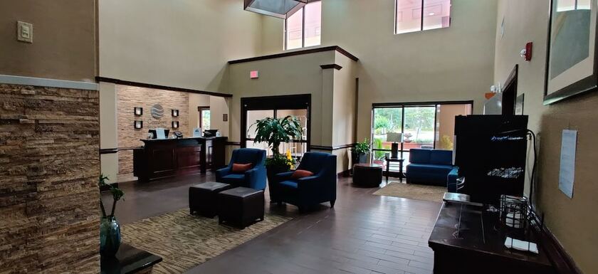 Imagen de los interiores del Hotel Comfort Inn and Suites Midway - Tallahassee West. Foto 30