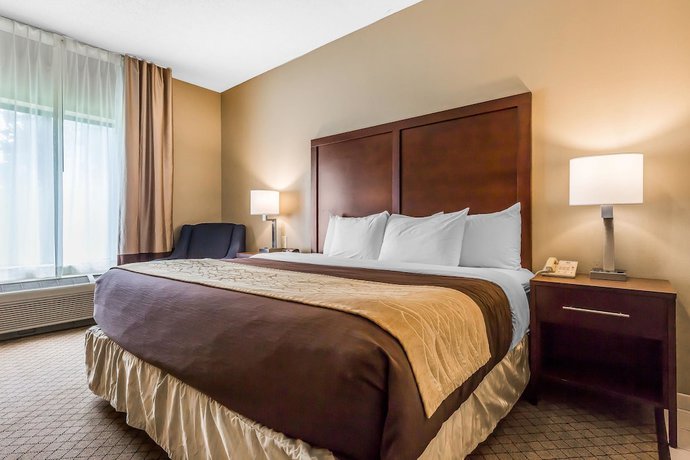 Imagen de la habitación del Hotel Comfort Inn and Suites Mishawaka - South Bend. Foto 4