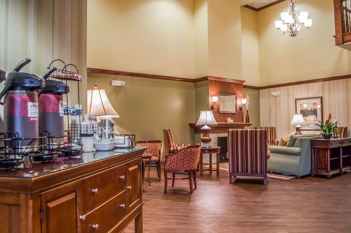 Imagen de los interiores del Hotel Comfort Inn and Suites Mobile Near Eastern Shore Centre. Foto 19