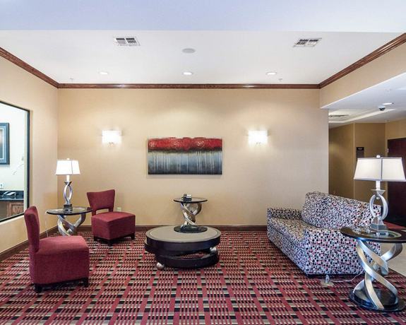 Imagen de los interiores del Hotel Comfort Inn and Suites Monahans I-20. Foto 18
