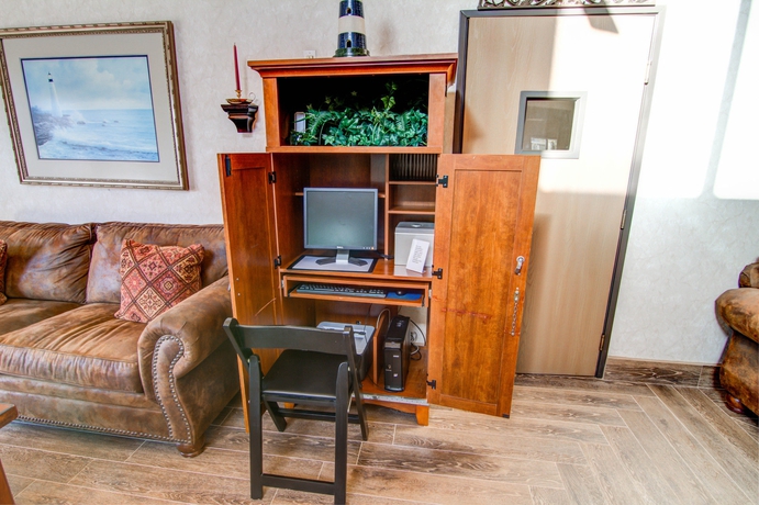 Imagen de los interiores del Hotel Comfort Inn and Suites Murrieta Temecula Wine Country. Foto 14