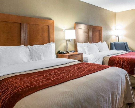 Imagen de la habitación del Hotel Comfort Inn and Suites, Napoleon. Foto 2