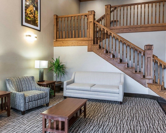 Imagen de los interiores del Hotel Comfort Inn and Suites, Napoleon. Foto 18