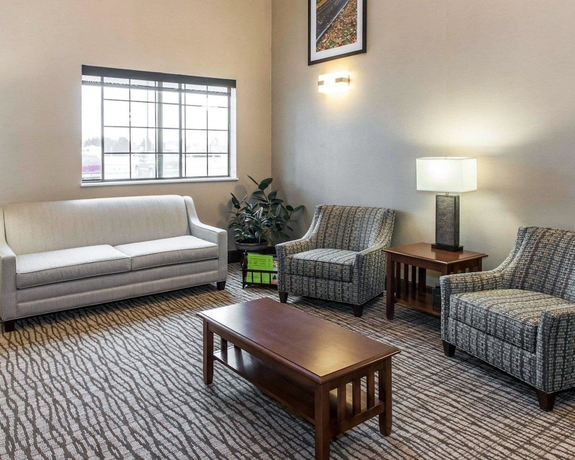 Imagen de los interiores del Hotel Comfort Inn and Suites, Napoleon. Foto 19