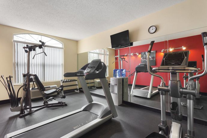 Imagen del bar/restaurante del Hotel Comfort Inn and Suites Nashville Franklin Cool Springs. Foto 2