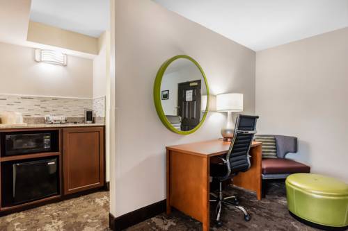Imagen de la habitación del Hotel Comfort Inn and Suites Nashville Near Tanger Outlets I-24 Antioch. Foto 4