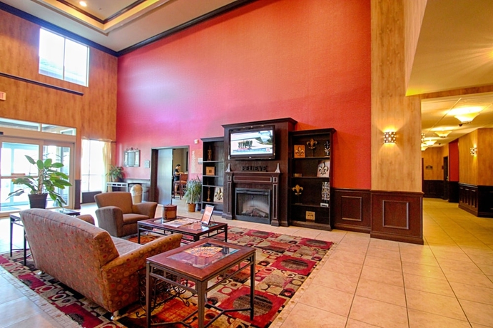 Imagen del bar/restaurante del Hotel Comfort Inn and Suites Near Lake Lewisville. Foto 2