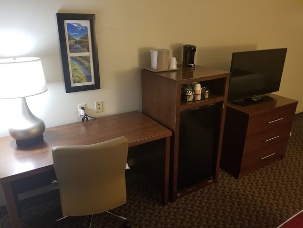 Imagen de la habitación del Hotel Comfort Inn and Suites Near Pocono Mountains. Foto 9
