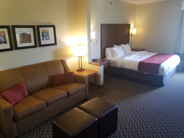 Imagen de la habitación del Hotel Comfort Inn and Suites Near Pocono Mountains. Foto 13