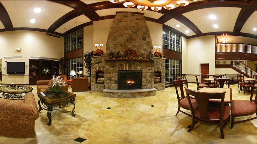 Imagen de los interiores del Hotel Comfort Inn and Suites Near Pocono Mountains. Foto 19