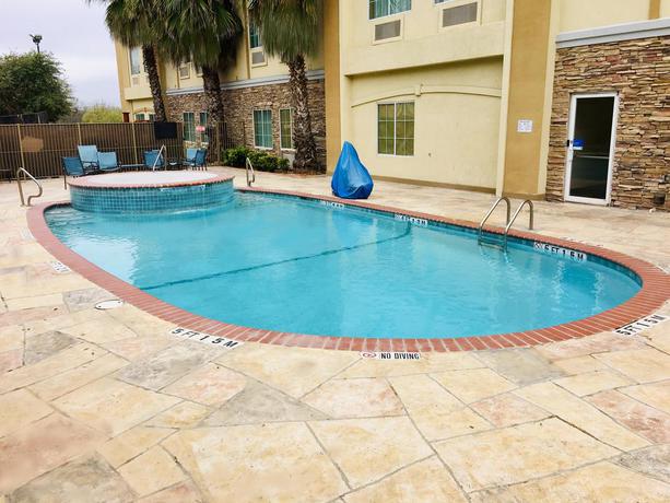 Imagen general del Hotel Comfort Inn and Suites Near Six Flags and Medical Center. Foto 10