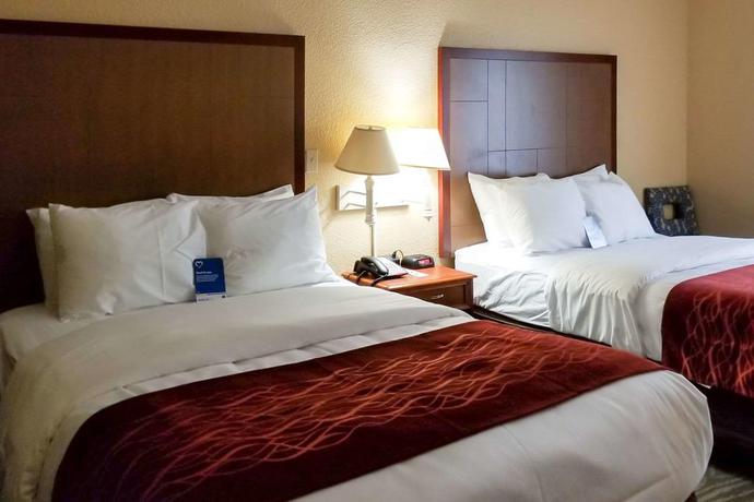 Imagen general del Hotel Comfort Inn and Suites Near Six Flags and Medical Center. Foto 12